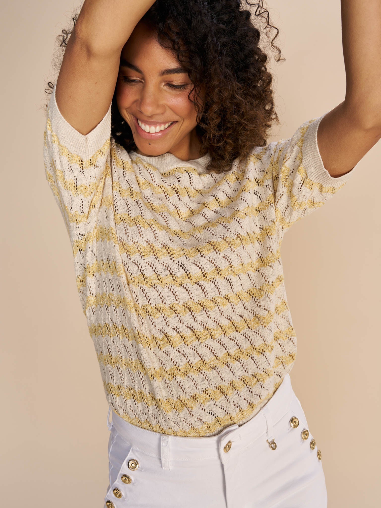 Modelshot / Goldfinch / Detail